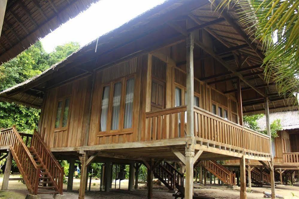 Wakatobi Patuno Diving And Beach Resort By Sahid Wanci Buitenkant foto