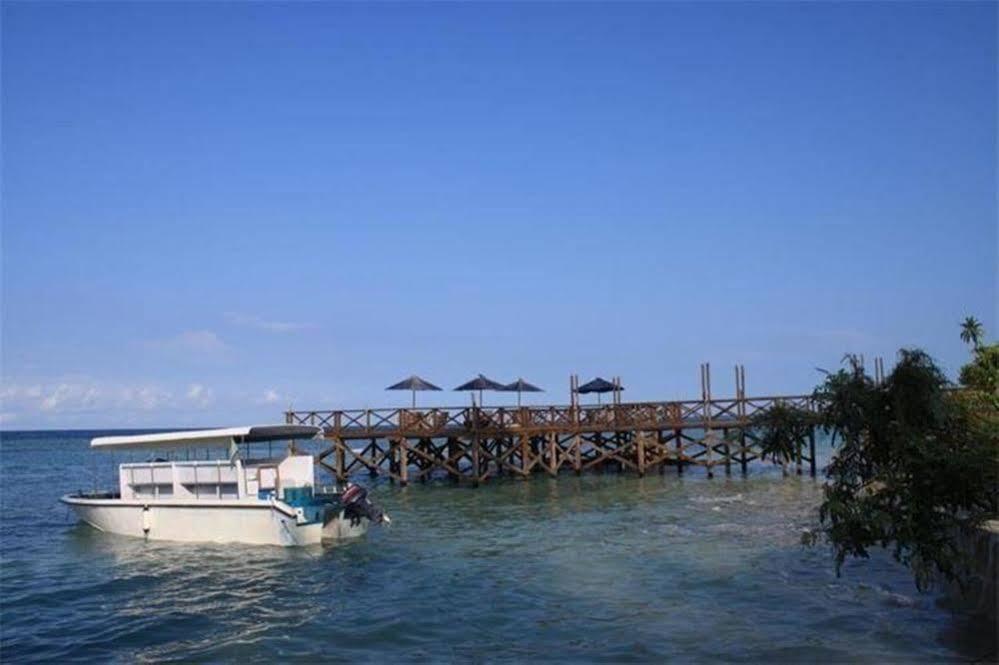 Wakatobi Patuno Diving And Beach Resort By Sahid Wanci Buitenkant foto